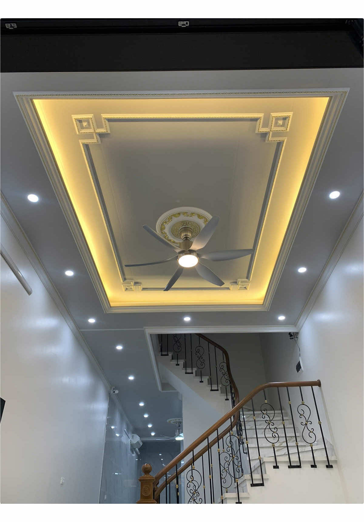 trần nhựa nano phào chỉ PS..#thicongnoithat #thicongthachcao #thachcaovinhtuonggyproc #nhuanano #trannhuanano #decor #trannhadep #thietkenoithat #nhahiendai #dhoang25lc #fyp #trending #xh 