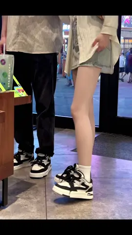 Mẫu giày xinh cho các cặp đôi nè ạ #shopgiayqq #warrior #giaysneaker #giay #xuhuong #giaydoinamnu #trending #giaythethao #sneakers 
