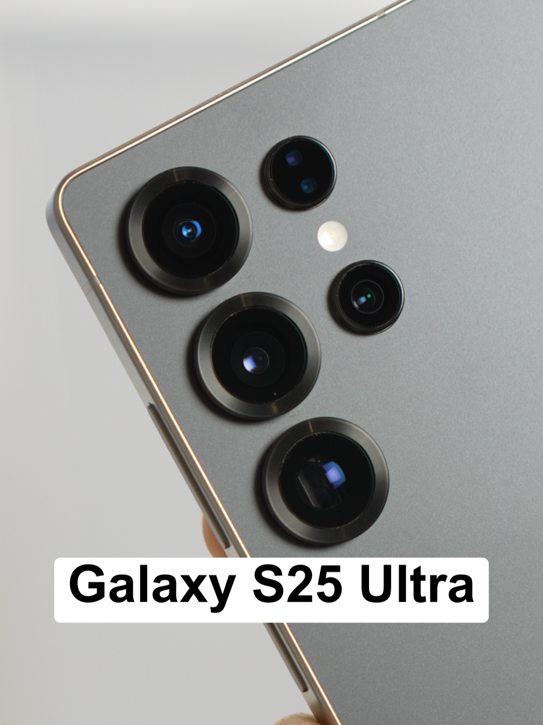 The Samsung Galaxy S25 Ultra is here! #techtok #tech #s25ultra #samsung #android #galaxys25ultra #samsungs25ultra #imparkerburton #androidguy #techguy