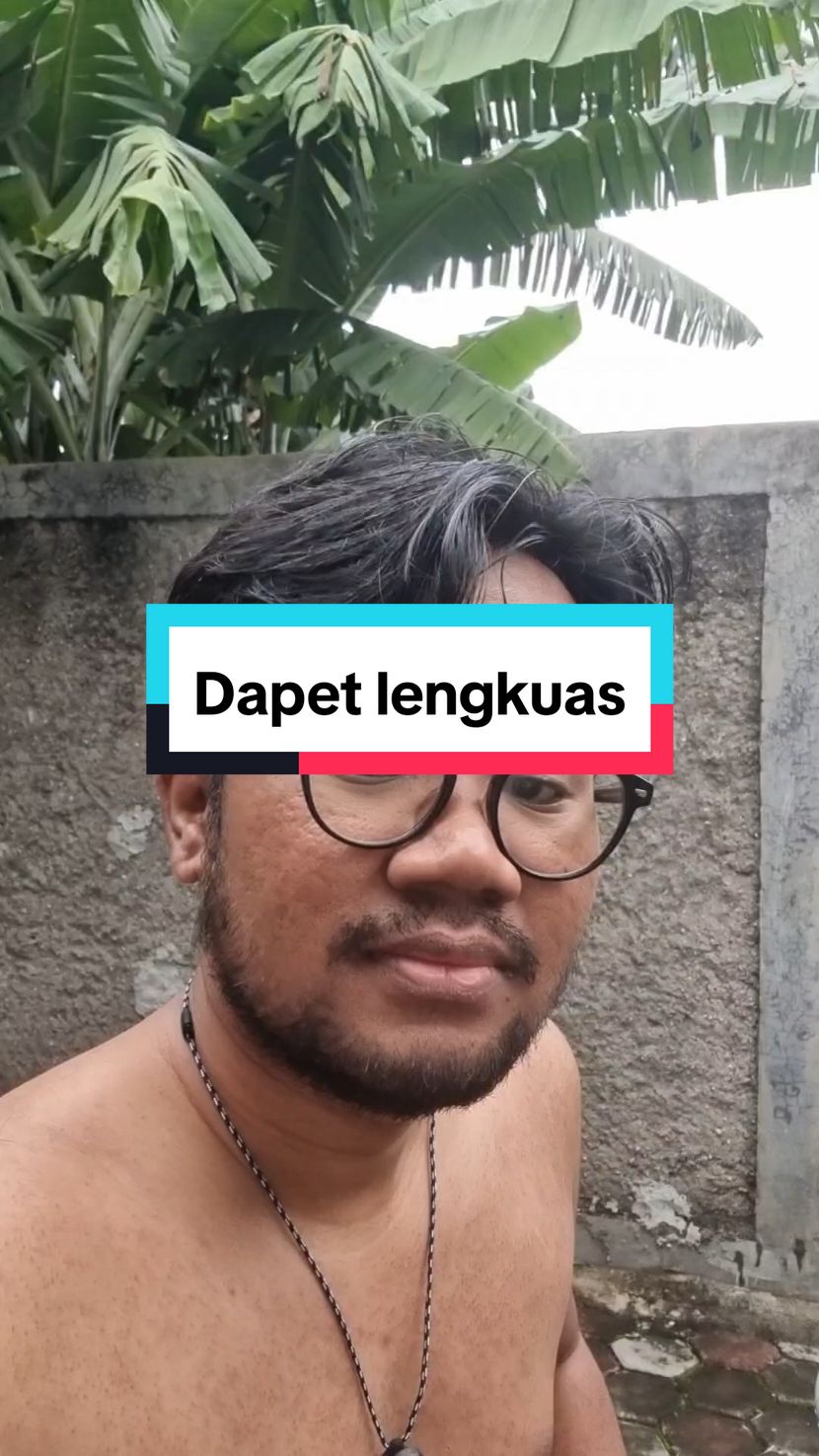 DASAR! ANAK GAK BERSYUKUR!!