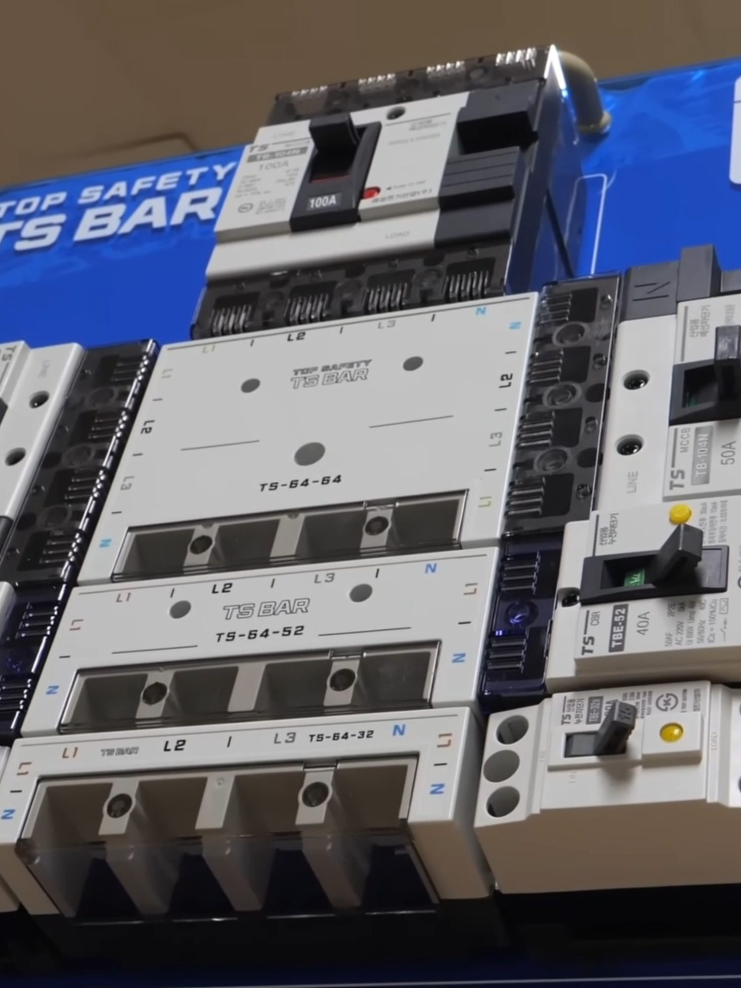 The Process of Making Earth-Leakage Circuit Breakers #process #processvideo #making #manufacturing #production #massproduction #factory #factorywork #fyp #foryoupage #trending