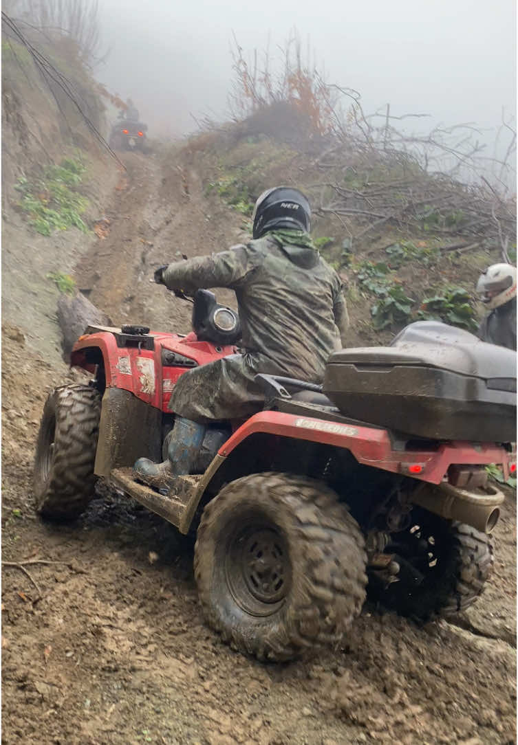 GO GO GO! #atv #atvoffroad #offroad #4x4offroad #canam #polaris #arcticcat #cfmoto #segway #aodes 