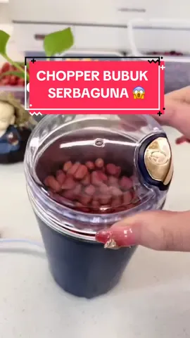 Bye-bye repot ngulek atau blender yang nggak maksimal! 🤩 Chopper bubuk ini cuma 60 ribuan tapi bisa bikin biji kopi, beras, atau kacang-kacangan jadi super halus. Hemat tenaga, hasilnya pun sempurna! 💯 Yuk, dapetin sekarang sebelum kehabisan! 🔥 #DapurCanggih” Hashtags: #ChopperBubuk #AlatDapurMurah #60RibuanAja #HematPraktis #CocokBuatDapur #MasakLebihMudah #DIYKopiBubuk #AlatDapurSerbaguna 