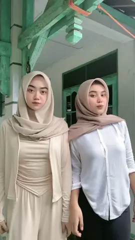 gemesin banget #ootdhijab #jilbabhits #fyppppppppppppppppppppppp #berandatiktok #smahijab #foryoupage #pramukahits #hijabketat #jilbabsekolah #jilbabsma #cantik #tobrut #cekerbabat #viralvideo #xyzbca #anaksekolahan #hijab #gemes #hijabimut #jilbobange