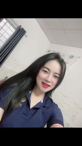 Lo cho cảm xúc người khác nhưng lại bỏ qua cảm xúc của mình 🙄