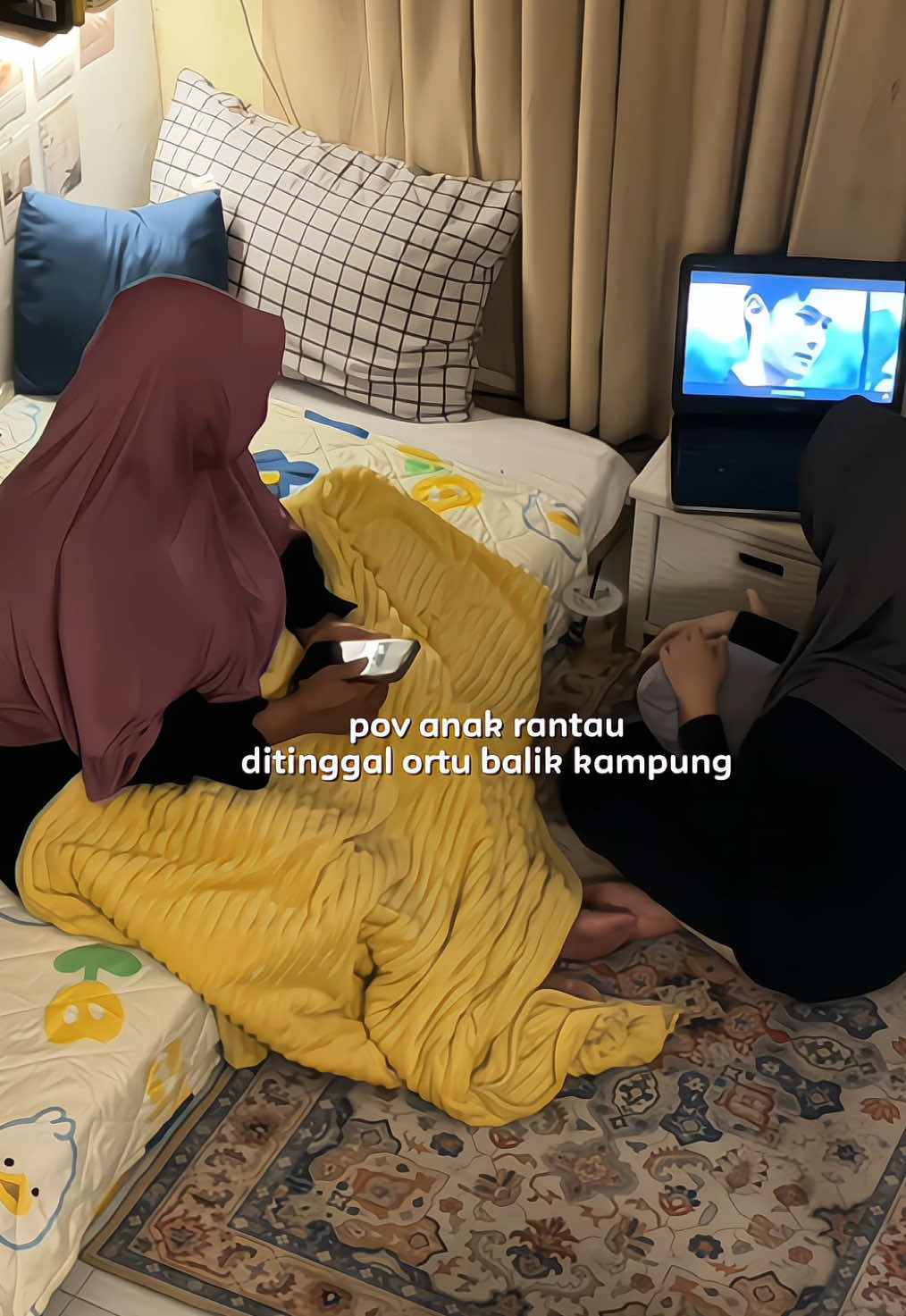 Sebulan lebih mama disini dan hampir tiap hari minta dibeliin es jeruk, tiba2 sekarang udah balik lagi aja ke kampung😭😭 sehat2 ya mama nanti ketemu lagi🥹🥹 #fyp #algoritmatiktok #anakkost #foryou #kamarcewek #mama #ibudananak 