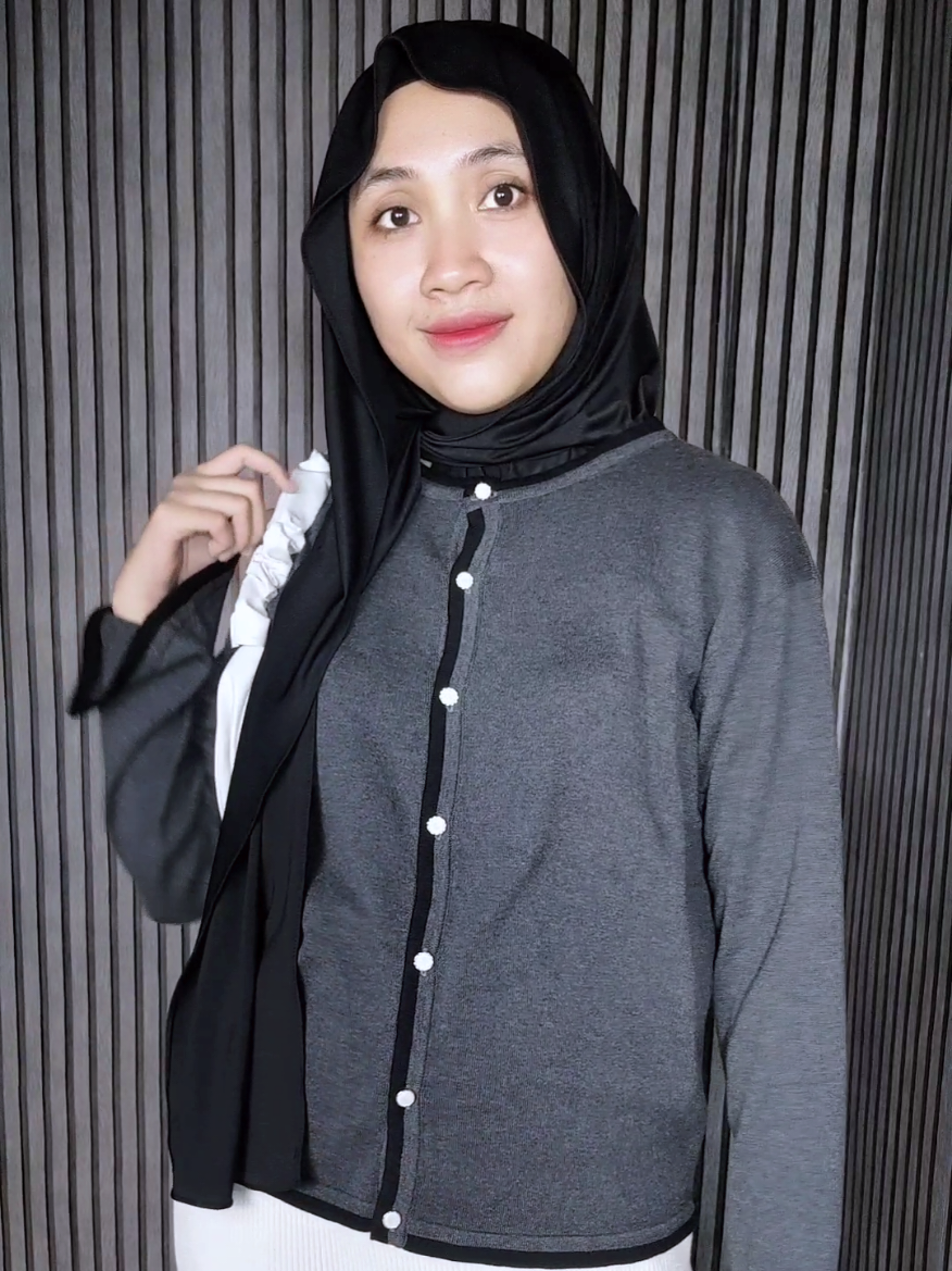 dark grey 🩶 warna favoriteku 😍 #basiccardigan#rajutpremium#outfitsimple 