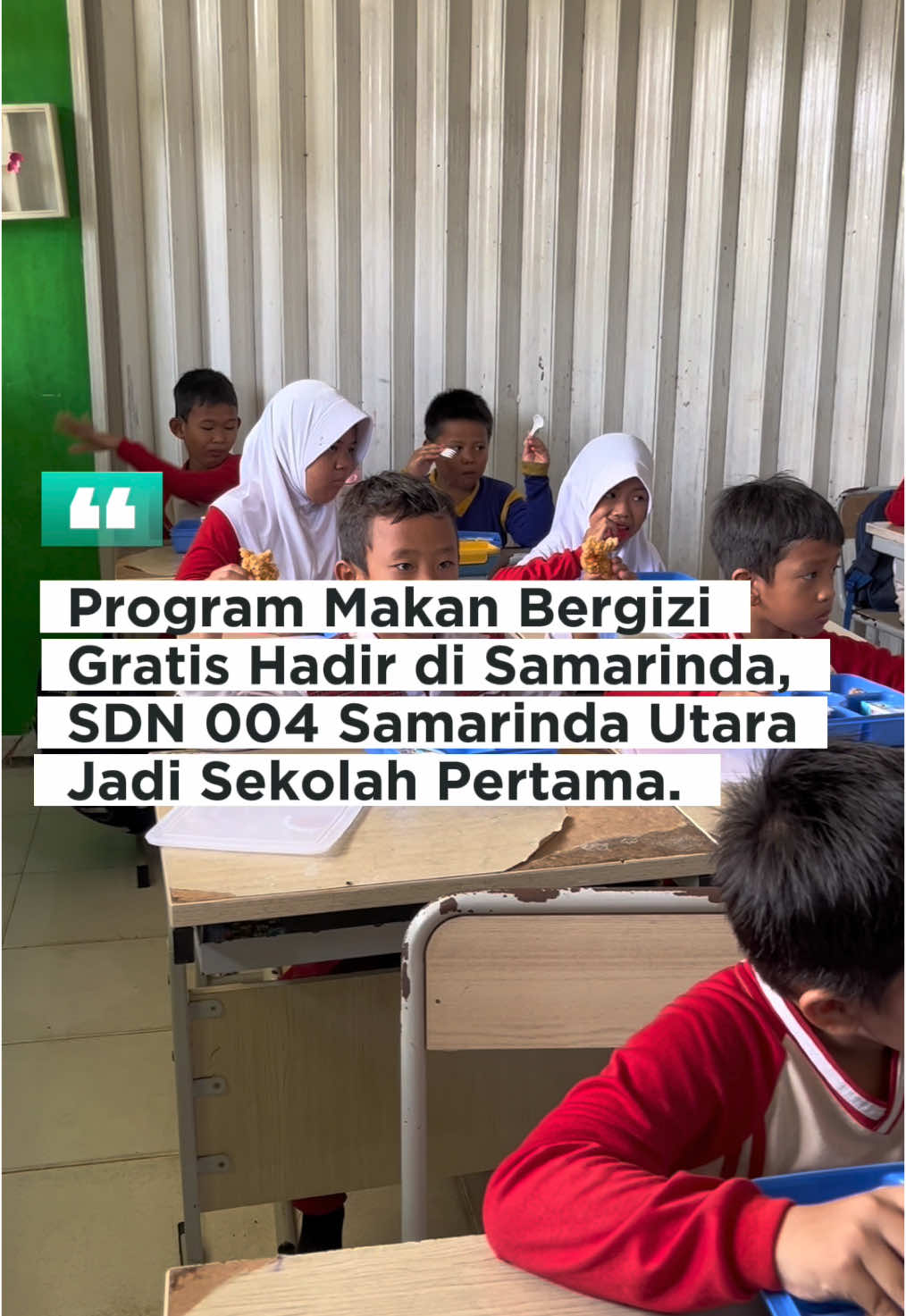 Dalam upaya meningkatkan kesehatan dan gizi anak-anak usia sekolah, Program Makan Bergizi Gratis (MBG) secara resmi dimulai di Samarinda pada Senin (20/01/2025). SDN 004 Sempaja, yang berlokasi di Samarinda Utara, menjadi sekolah pertama yang menjalankan program ini. Langkah tersebut disambut hangat oleh pihak sekolah, siswa, dan orang tua murid. Program MBG adalah bagian dari inisiatif pemerintah pusat di bawah arahan Presiden Prabowo Subianto dan Wakil Presiden Gibran Rakabuming Raka. Tujuannya adalah untuk memastikan anak-anak sekolah mendapatkan asupan gizi yang cukup guna mendukung tumbuh kembang mereka. Selengkapnya di: https://kaltimetam.id/program-makan-bergizi-gratis-hadir-di-samarinda-sdn-004-samarinda-utara-jadi-sekolah-pertama/?amp=1 #fyp #indonesia #prabowo #mbg #samarinda #samarindakaltim #samarindatiktok 