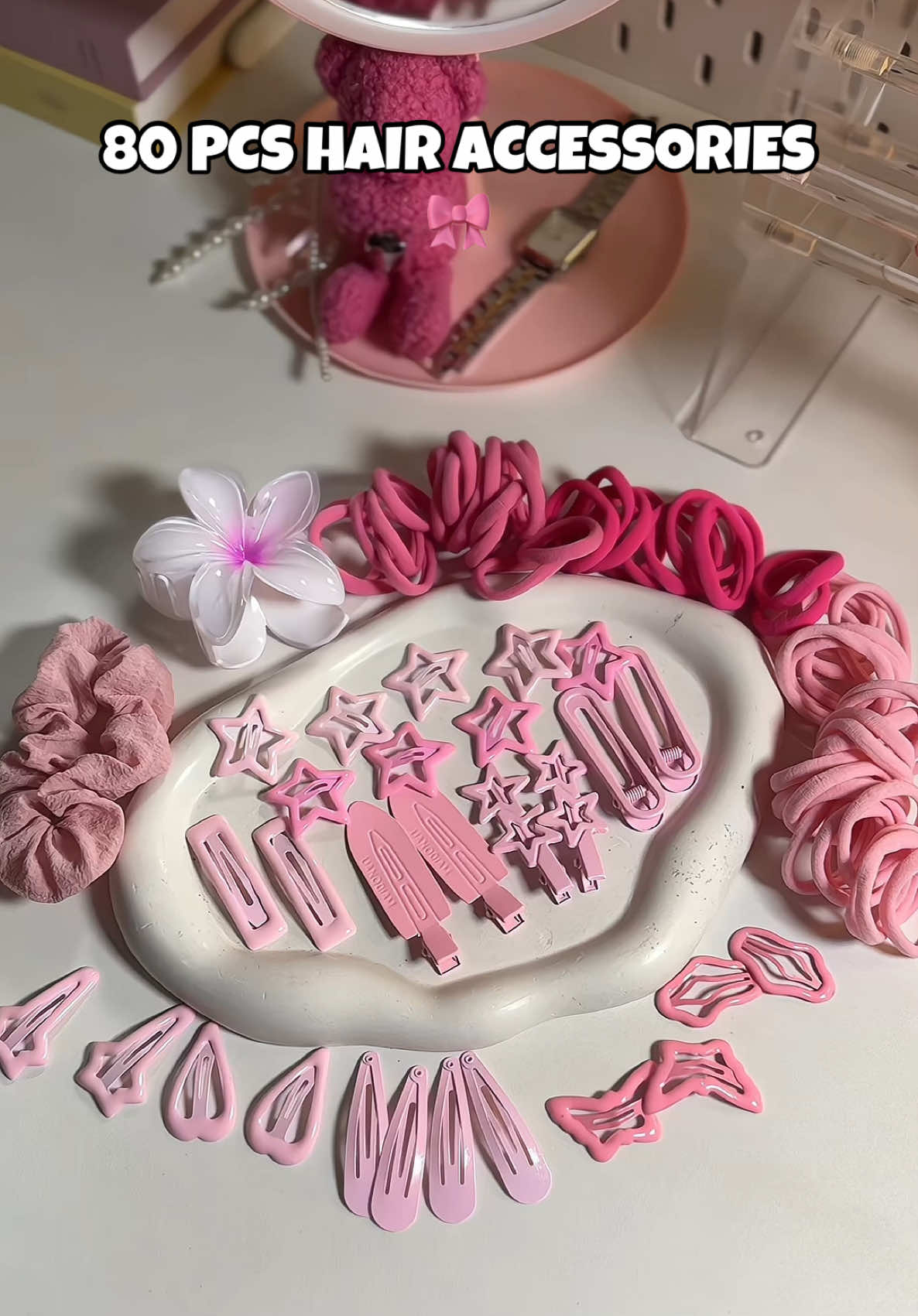 as a pink girlie 🎀🌸 #hairaccessories #hairclip #hairclamp #hairclamps #hairclaw #hairties #pink #fyp 