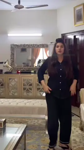 Get ready with me ❤️   #kiranashfaquehusseindar #grwm #getreadywithme #fashion #fashtiontiktok #tiktokpakistan   Insta @kiranashfaquehusseindar