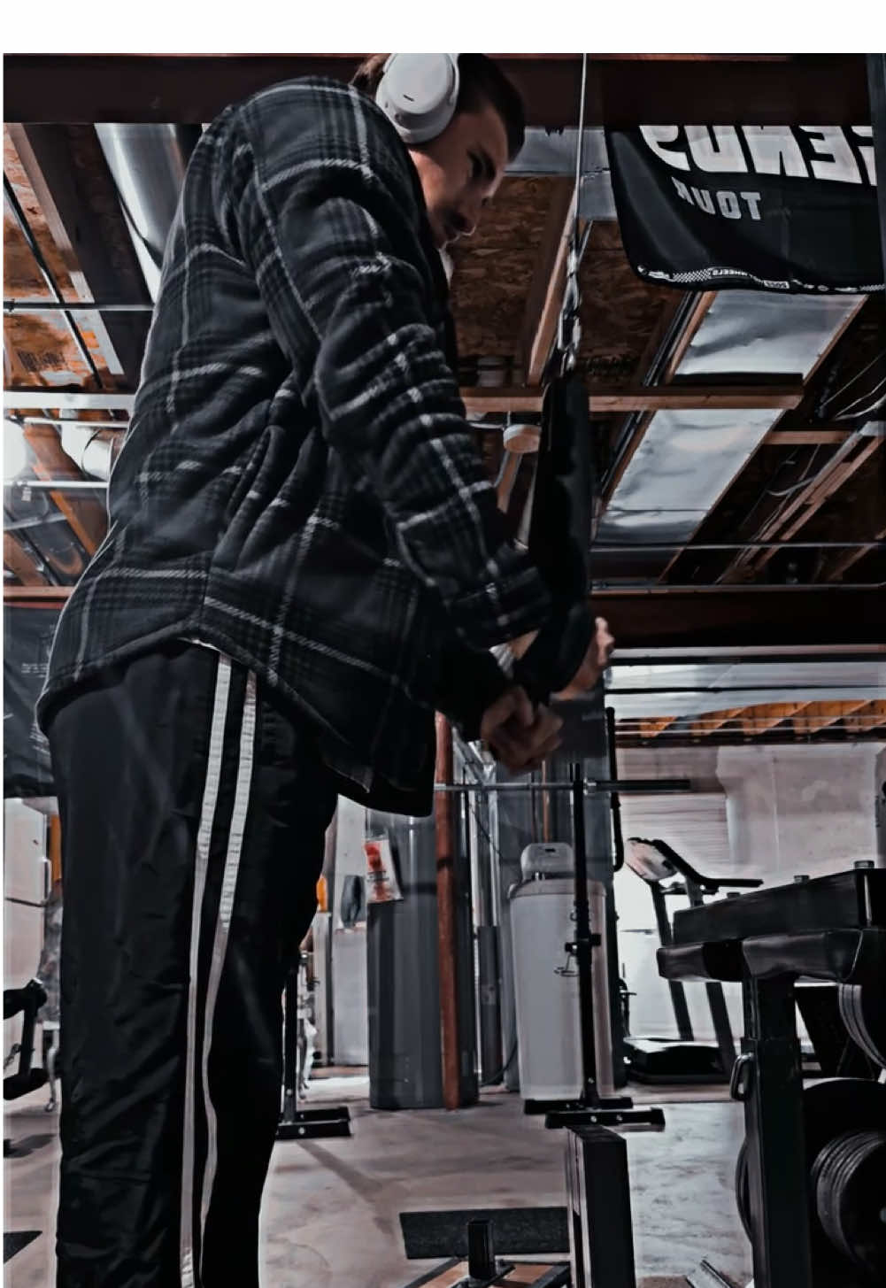 Some tris !! #foryoupage #gym #fyp #GymTok #tricepsworkout 