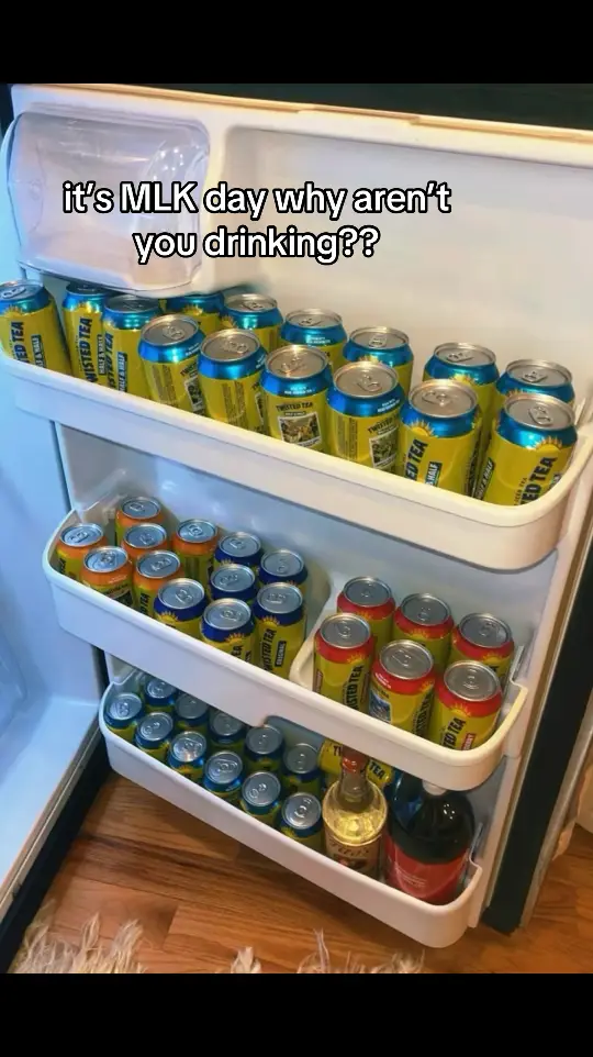 #drinking #party #drink #foryoupage #viral #fyp #twistedtea #fypageシ #alcohol #tweas 