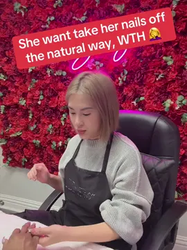 She want take her nails off the natural way, WTH 🤦‍♀️ #ilovetiktok #fyp #foryoupage #goviral #nail #nailtech #dramatic #client 