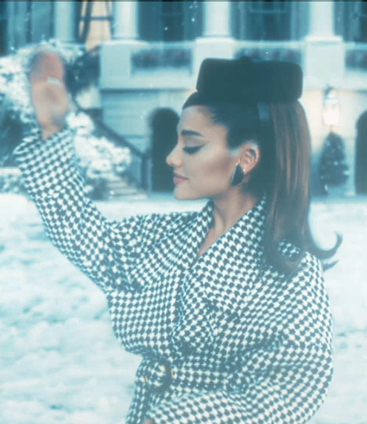 Fav Music videos // welcome back American mutuals! {Ib/rm: @𝒜★, cc: ws1de, scp: buterascp} . tags: #fyp #foryoupagе #corvfx #viral #edit #aftereffects #iconic #trending #arianagrande #arianagrandebutera #arianagrandeedit #nostalgic #era #positions#godisawomann #notearslefttocry #yesand #musicvideo {ORIGINAL CONTENT, FAKE EVERYTHING}