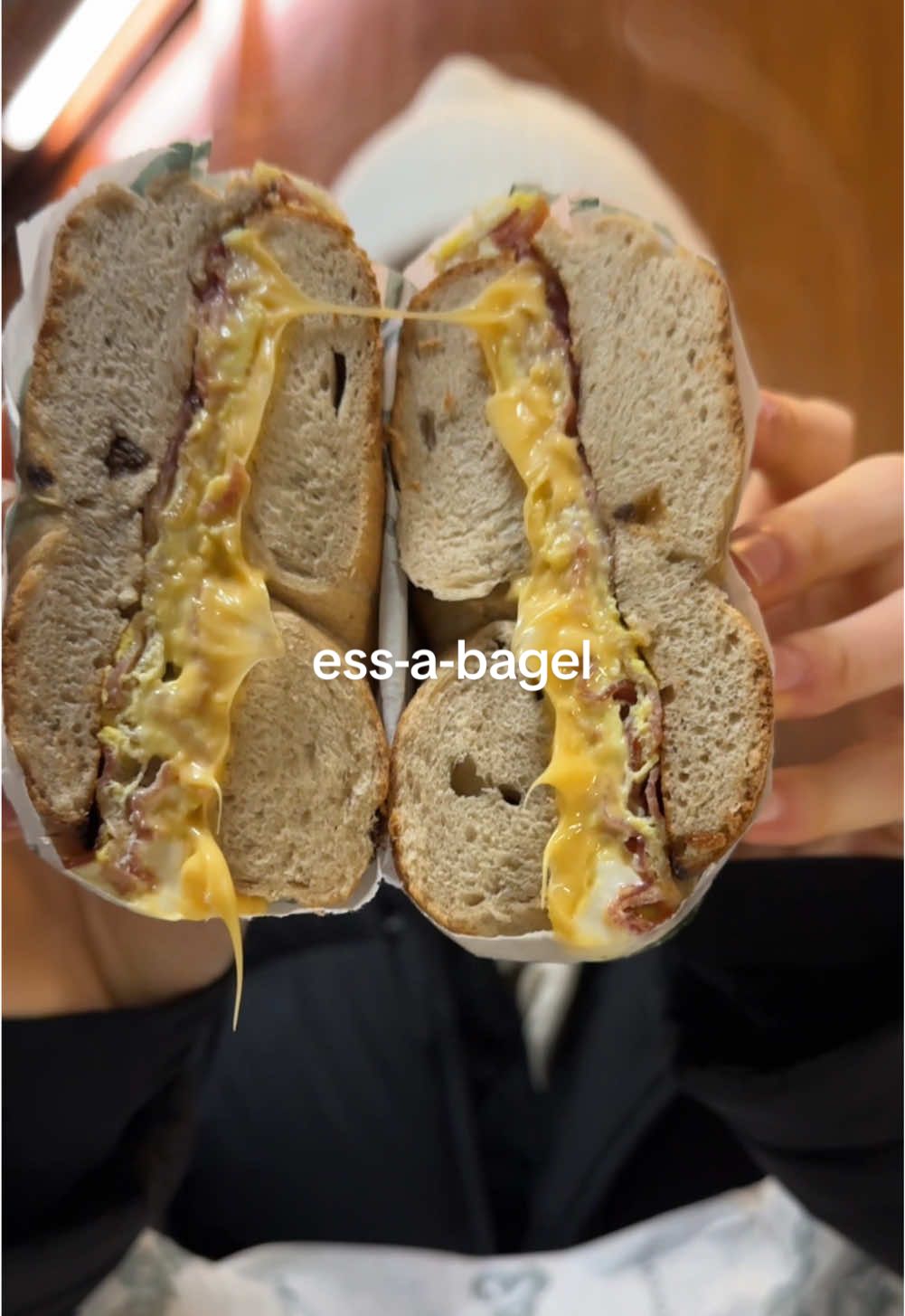 you have no idea how long I’ve wanted to visit ess-a-bagel!!! #food #Foodie #foodtiktok #foodvlog #newyork #newyorkcityeats #newyorkfood #newyorkfoodspots #nyc #travel #traveltok #tastetest #foodreview #bagel #bagels #nycbagel #nycbagels 