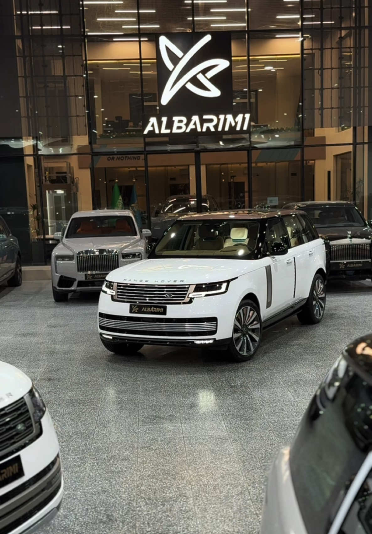 #car #2025 #rangerover #sv #albarimi_for_cars #شركه_البريمي_للسيارات #اكسبلورexplore #اكسبلور #ترندات_تيك_توك #ksa #اكسبلووووورررر #cars #bmw #mercedes #rolls #maybach #mercedesbenz #rang #auto #g63 #l #luxury #اكسبلور؟ #الرياض #مشاهير_تيك_توك #مشاهدات_تيك_توك 