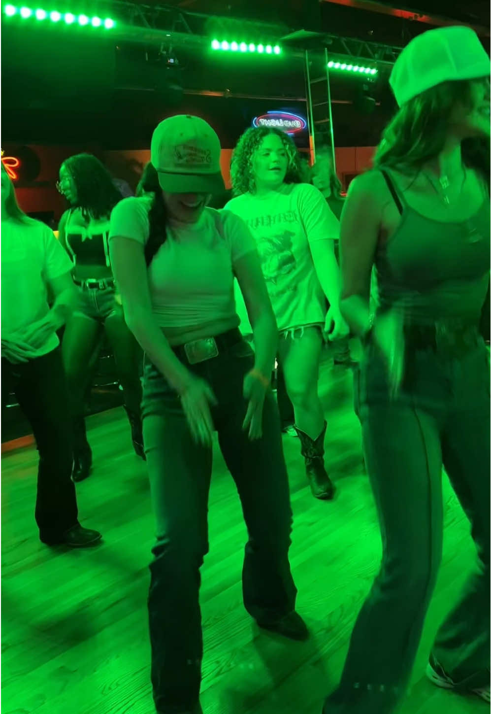 Linedance #tiktokdance #linedance #dance #jessica #fypシ゚viral #jessica #linedancing #viralvideo #texascheck 