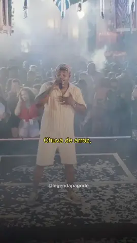 Ah como eu queria ser, o cara certo pra você ❤ #chuvadearroz #gamadinho #pagoderomantico