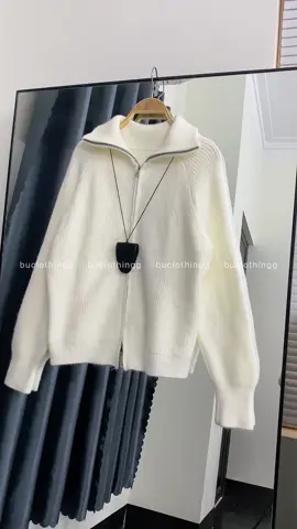Len khoác cardigan QC khoá 2 chiều cổ polo cổ trụ nee #buclothingg #basic #cadigan #goiyphoido #phoidoxinh #hangquangchau #aokhoaclenkhoahaichieu #goiyphoidomactet #outfit #review #thoitrangnu #xuhuong 