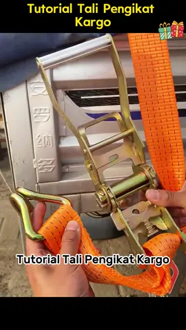Saya ingin merekomendasikan tali pengikat kargo ratchet yang diperlebar dan dipertebal sepanjang 7,5 cm. Desain yang diperlebar dan dipertebal memiliki kapasitas menahan beban yang lebih kuat, ikatan yang lebih stabil, dan sangat mudah dipasang dan dibongkar. Baik itu pemindahan, pengangkutan atau pergudangan, ia dapat menanganinya dengan mudah dan dapat digunakan pada truk, van, sepeda motor, dan lain-lain.#pengencang #taliikattruk #rachettiedown #talikrek #tali #taliangkutbarang 