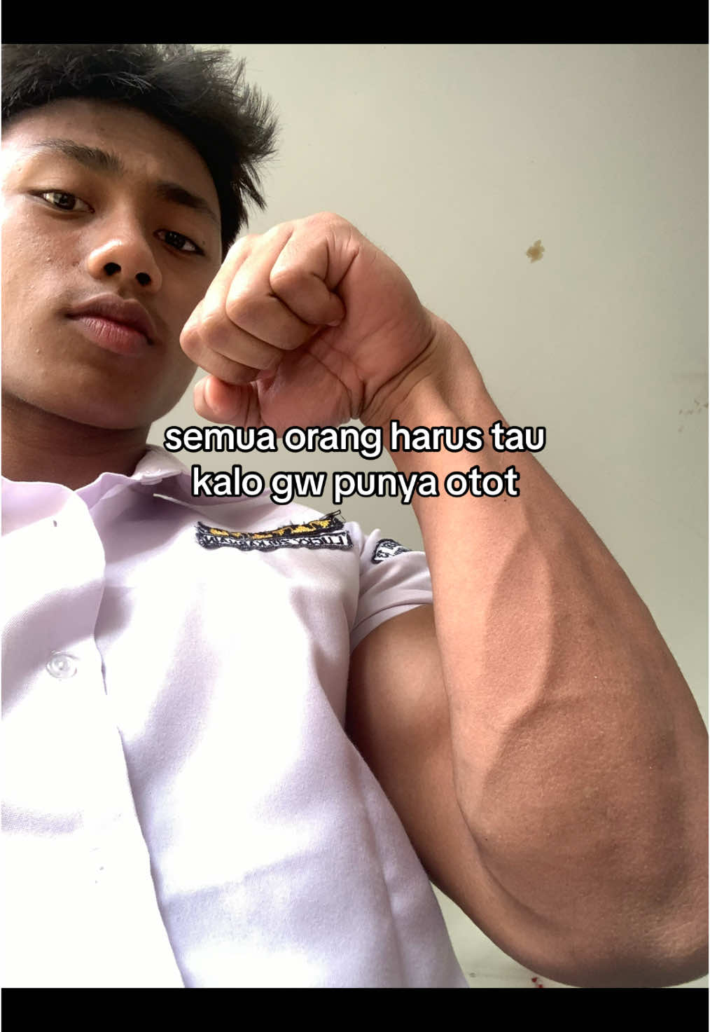 masi pemula banh🤓☝️#arm #workoutmotivation #anaksekolah #sma #gymmotivation #justkidding #humor