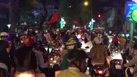 Ngày này 7 năm về trước: Bão đổ bộ TP HCM vào tối hôm trước đến rạng sáng hôm nay mới tan 🇻🇳 #vietnam #iraq #u23chaua2018 #u23vietnam🇻🇳 