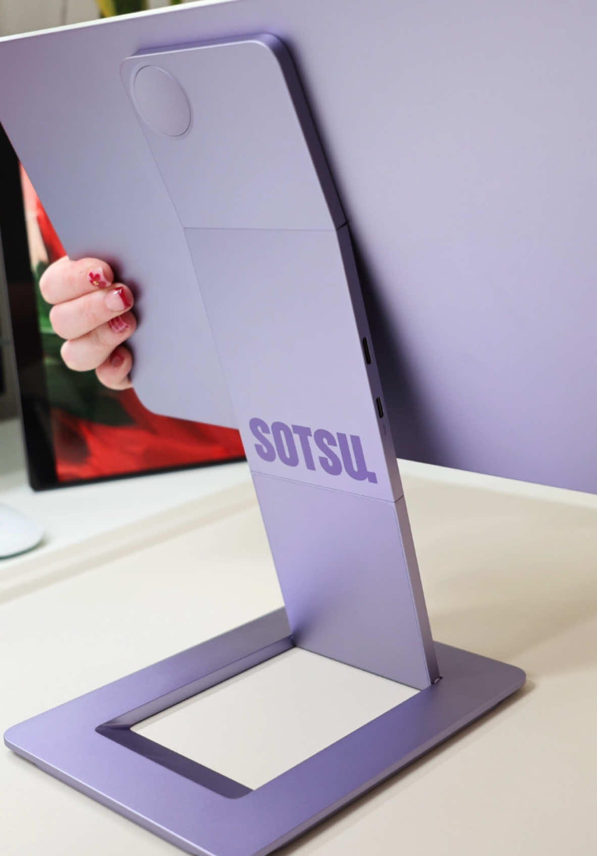 The SOTSU FlipAction Touch 14” in Lilac Luxe 👀💜 Ultra-slim, crystal-clear, and touchscreen-ready for on-the-go life! Thanks @SOTSU Portable Monitors for sending this gem. ⚡️✨ #TechEssentials #PortableMonitor #TouchscreenTech #OnTheGoTech #SleekDesign #sotsu #flipactiontouch @SOTSU Portable Monitor 