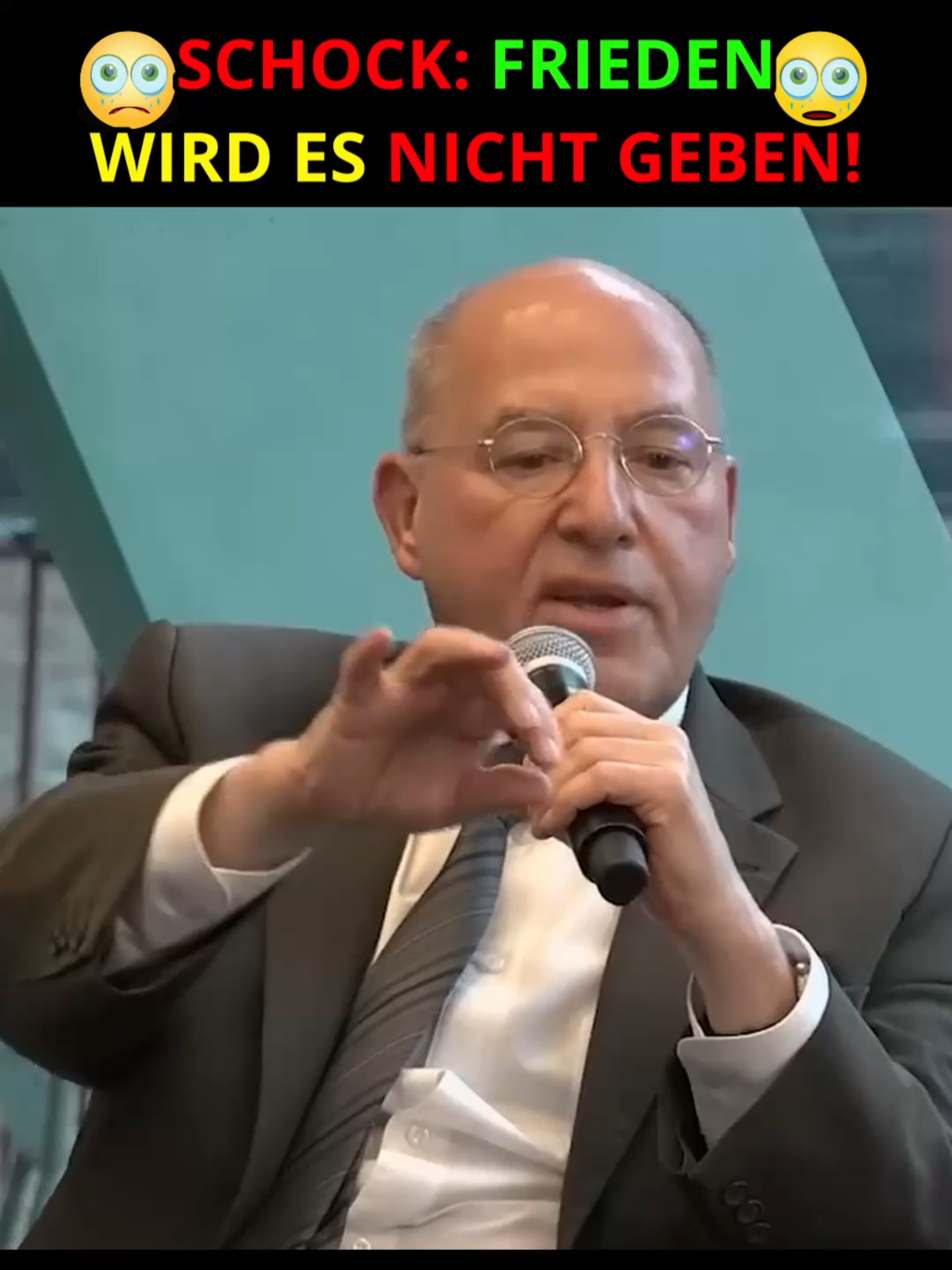 SCHOCK: Frieden wird es nicht geben! 😲 #gysi #gregorgysi #frieden #friedensvertrag #2plus4 #krieg Vertrag kommt von Vertragen. Also schüttelt Euch die Hände und gut ist! 🤓  ---  Ganz einfach FIT und GESUND werden und BLEIBEN: https://henrybaker.de/fitwerden  ---  Das ultimative GESUNDHEITSPAKET: https://www.henrybaker.de/gesundheit  ---  Das MACHER-Paket: https://henrybaker.de/macher  ---  Kanalmitglied werden und exklusive Vorteile erhalten: https://www.youtube.com/channel/UCd9vKensgCFTs1njcnmYNxQ/join  ---  Unterstütze mich bitte! Alle relevanten Links findest Du in der Kanalbeschreibung, bzw. in der Bio.   ---  Quelle: https://youtu.be/kq94TRHYROk