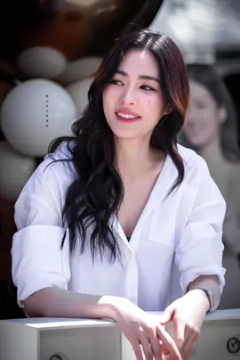 Lingling Wallpaper Vol1 CAMPAIGN N2U X LINGORM #nicetwomeatlingorm  #LingOrm #หลิงออม  #linglingkwong #หลิงหลิงคอง   #OrmLing #ออมหลิง #linglingsirilak  #OOK #ใจซ่อนรัก #เพียงเธอ #onlyyoutheseries #thesecretofus #thailand #thai #LoveIsLove #wlw #lgbt🌈 #lesbian #gl #glturkiye #gluniverseturkiye #foryou  #fyp #fypspotted #kesfet #kesfetteyiz 