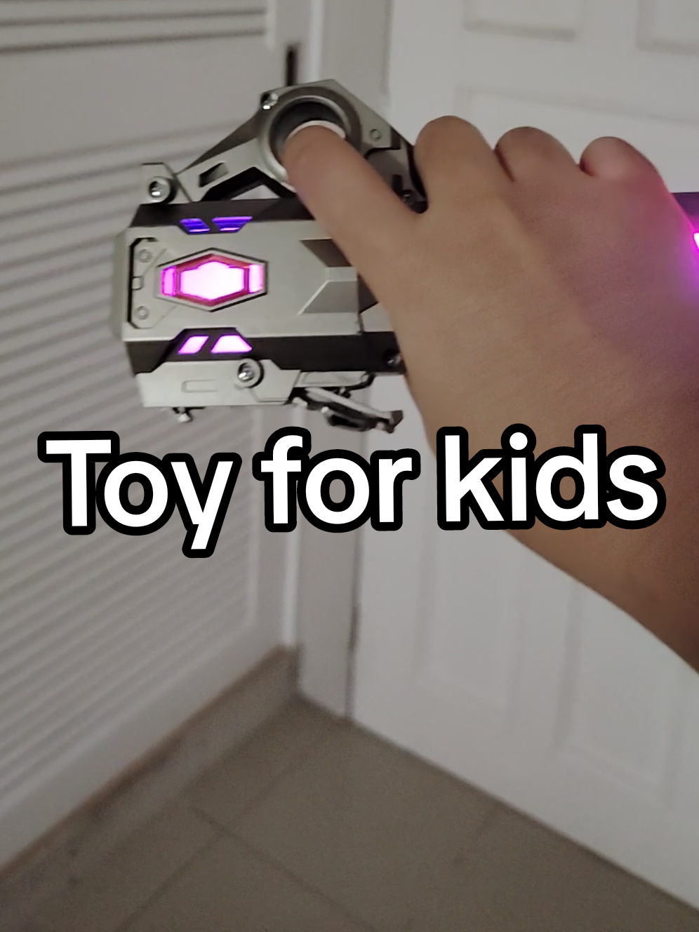 Lightsaber toy, perfect gift recommendation. Very affordable and talagang pati matanda mag eenjoy #toy #toys #toysword #swordtoy #starwarslightsaber #starwarsfan #starwarstiktok #lightsabers #lightsaber #laruan #toysrecommendation #toysforkids 