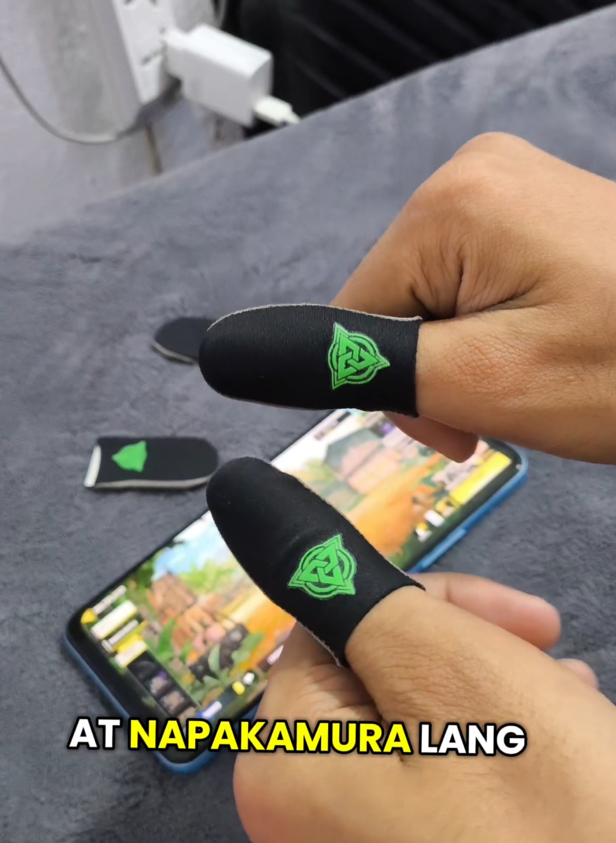 Ang ganda pala nitong finger sleeve ni Bluewow🥵🔥 #blacksharkfingersleeves #bluewowdigital #bluewowfingersleeves #fingersleeve #trend #fyppp #foryoupage 