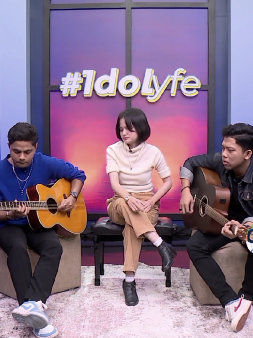 multitalent ni anak@PICHE @Picheverse.official , gitar piano.... apalagi nnti? #piche #pichekota #picheidol#indonesianidol#idolyfe #mesa#menyanyi #fyp #fypシ #dewa19 #dewidewa19 #idolaindonesia #music#gitar 