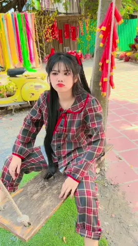Chờ tới tết nữa rồi mấy ní ơi@𝐃𝐮̛𝐨̛𝐧𝐠 𝐀́𝐢 𝐕𝐲 @𝐃𝐮̛𝐨̛𝐧𝐠 𝐀́𝐢 𝐕𝐲 @Dương Ái Vy 