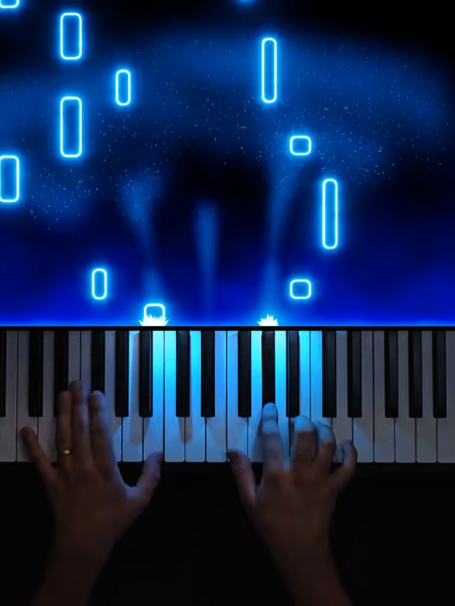 Piano Cover of the song Blue #yungkai #blue #piano #pianocover #atlanticlights 