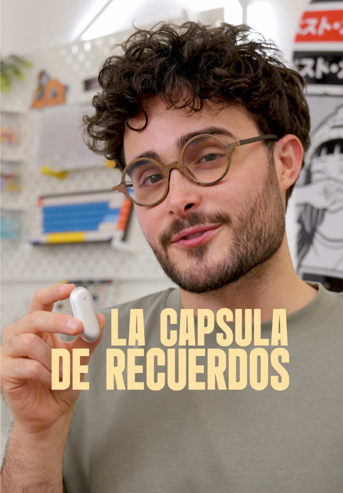 ¿Notas, reuniones o clases? 🧑‍🎓 El Plaud NotePin es tu nueva “cápsula de recuerdos”: - Graba con un toque y resume todo automáticamente 🔥 - Transcripciones, mapas mentales y más 🧠📋 - Todo con ChatGPT 4 para responder tus preguntas basadas en las grabaciones 🤯 Además, funciona en muchos idiomas y te da 300 minutos GRATIS al mes. #PlaudNotePin #plaud #Gadgets #ChatGPT4 #Tecnología #Notas #Estudiantes #Productividad