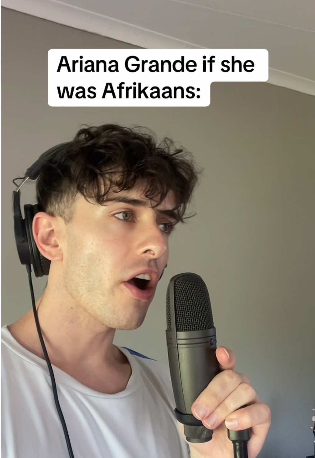 @arianagrande I’m sorry 😭💖 #comedy #skit #southafricancomedy #viral #mzansihumour #arianagrande #wicked #ari #afrikaans #ryansmith #fyp #foryou 