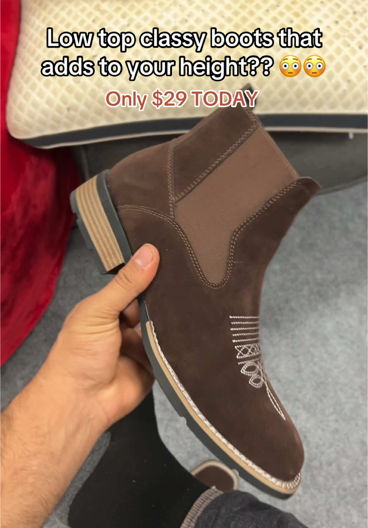 Grab these boots today before the sale ends 😮‍💨😮‍💨