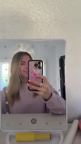 the cutest phone case 💗  #cute #cutie #bow #bows #asthetic #girl #girly #girlythings #girlytok #girlygirl #girlyaesthetic #girlypop #girlygirlaesthetic #girlyfinds #girlyshopping #girlasthetic #phonecase #case #wildflower #wildflowercases #bowcase #bowphonecase #ribbon #ribbonroses #ribbonphonecase #ribboncase 