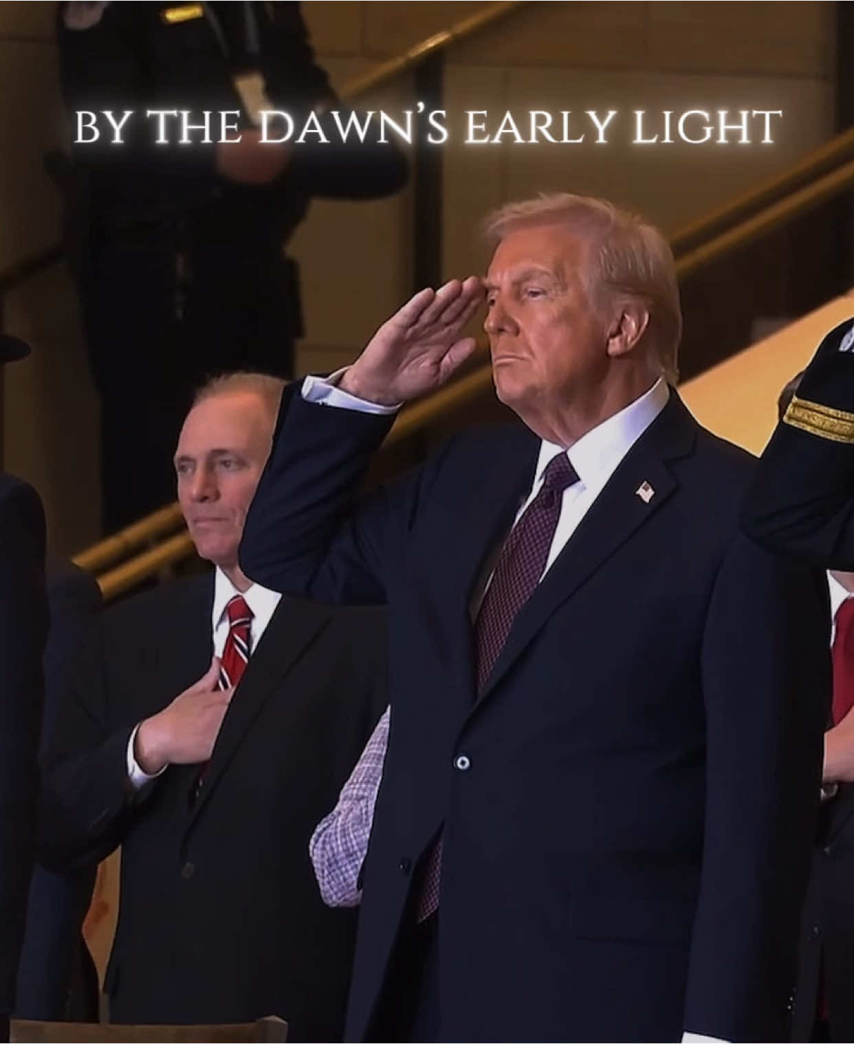 🇺🇸🔥🦅🎶 | (20 Jan 2025) The national anthem of the United States, “The Star-Spangled Banner” was played as the culmination of #PresidentTrump’s First Honors Ceremony after his inauguration prior. (© WCNC)