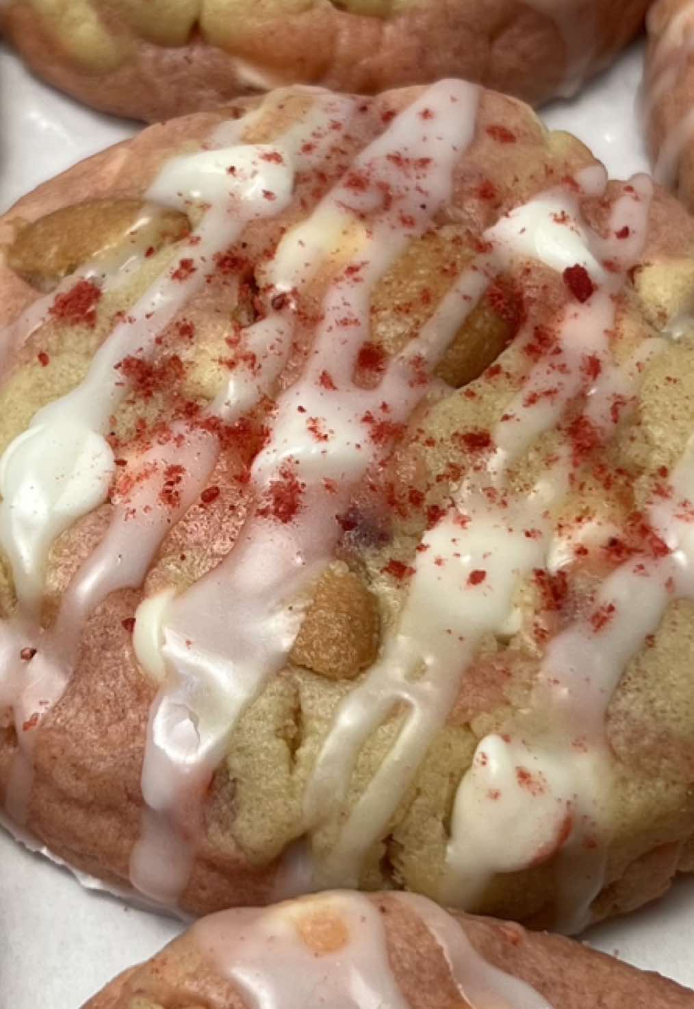 Strawberry Banana Pudding Cookies 🔥🍓🍌🍪 ***NOTE: there is 1/2 cup sugar and 1/2 cup light brown sugar in the strawberry dough! Full recipe in video! (Instagram: @adrianassweetery, Amazon Storefront linked in my bio 🫶🏽) #cookies #strawberrybananapudding #bananapuddingcookies #bananapudding #strawberrycookies #strawberrydessert #valentinesdayrecipe #viralcookies #fyp 