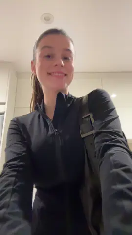 cuando la vi bailandooooooo🫣