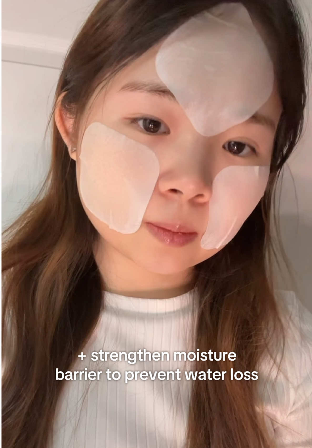 Hydrating and cooling 😊✨  #mediheal #medihealtonerpad #tonerpad #hydratedskin #hydatingskincare #winterskincare #extremelydryskin #dryskin #dryskincare #dryskincareproducts 