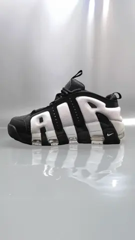 Nike Air More Uptempo Low! 🔥 La mejor versión de los Uptempo ha llegado. ✔️ Cámara de aire visible para una amortiguación. ✔️ Capellada de material premium. ✔️ Suela resistente con tracción óptima. 100% originales y llenos de historia, ¡estos Uptempo Low son más que zapatillas, son una declaración de estilo! 👟✨ #universalstreet#tenismedellin #sneakers #medellincity #Nike #uptempo
