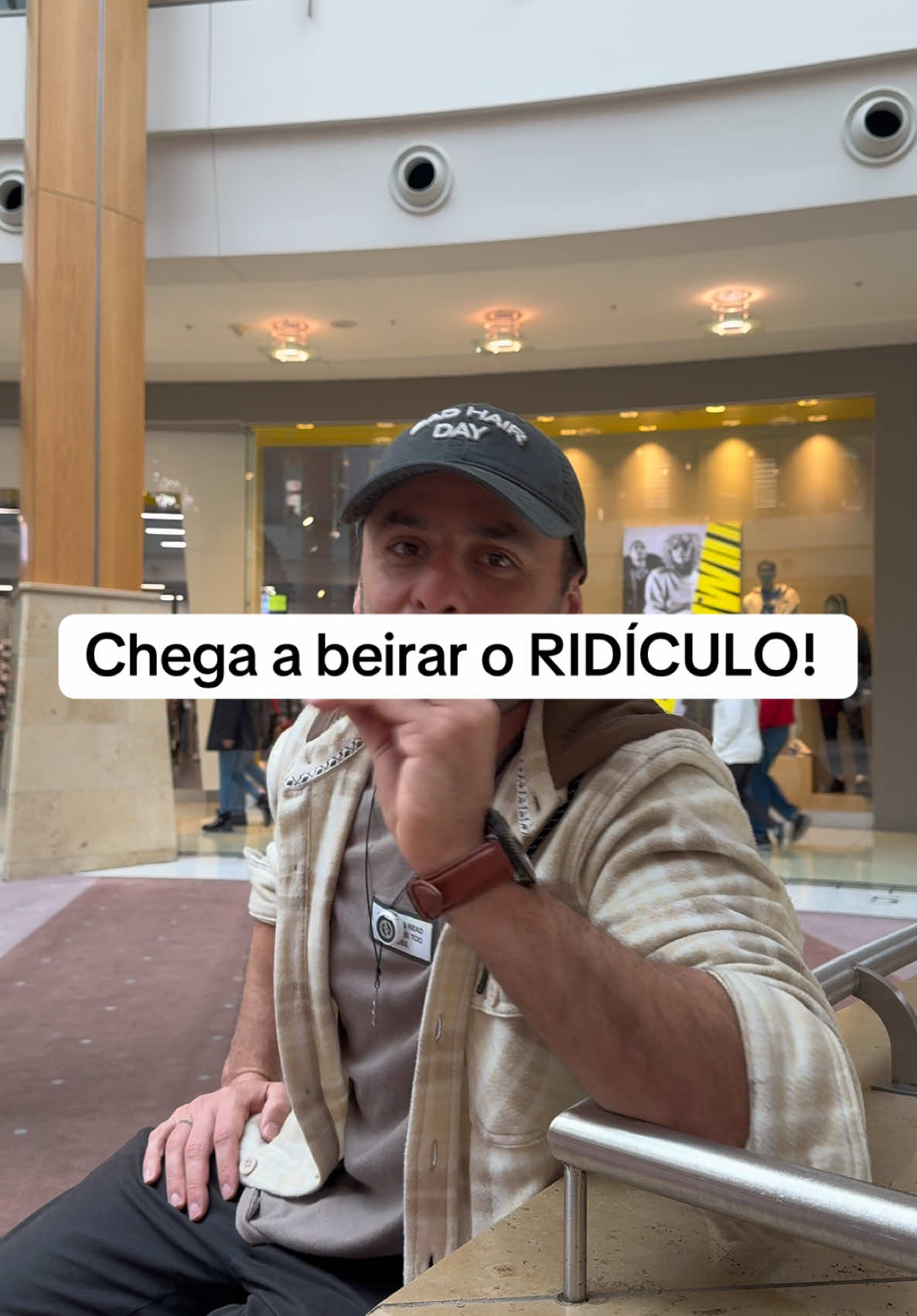 Fala sério, chega a beirar o RIDÍCULO né? Sai mais barato você vir pra Orlando, ficar 3 dias hospedado aqui, ir na Disney e comprar o Liquidificador da Ninja, do que você apenas comprar o Liquidificador da Ninja no Brasil. #usa🇺🇸 #eua #brasil🇧🇷 #orlando #florida #ninja #costco 