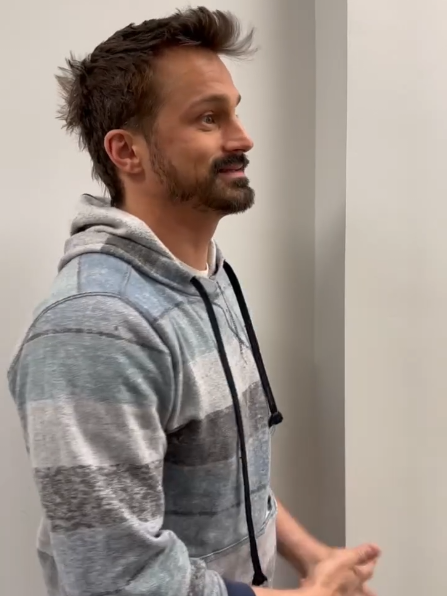 Jeff spazzes out on Bethany’s brother Greg when he gets asked about the gummy bear