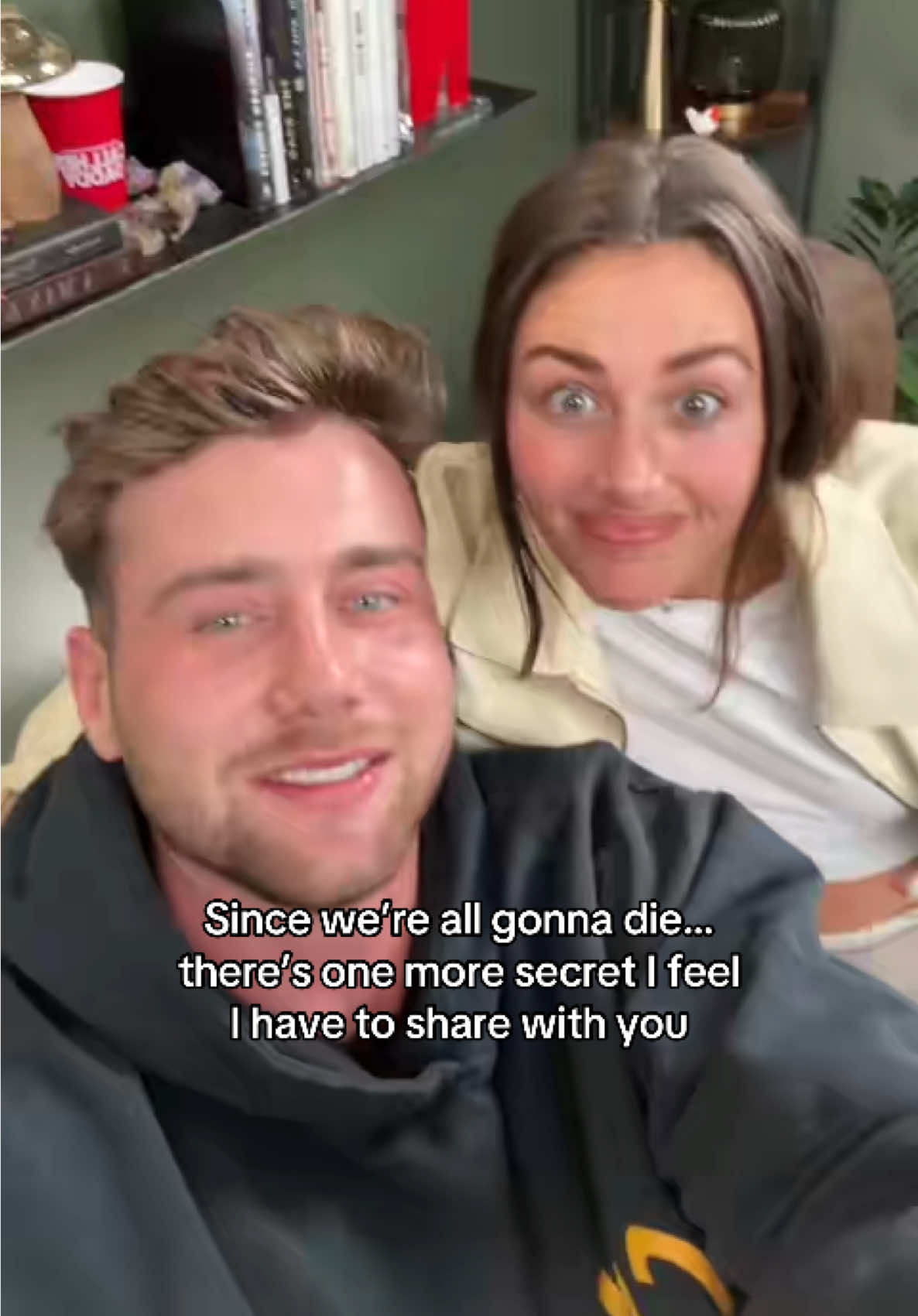EPISODE LIVE NOW @Chloeveitch  🚨‼️ link in bio