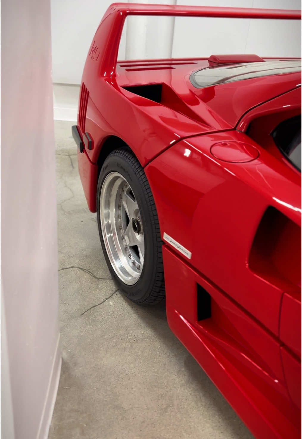 Kinda shaky tbh #ferrari#f40#petersonmuseum#car#supercar#carspotting#fyp#fy#foryou#viral