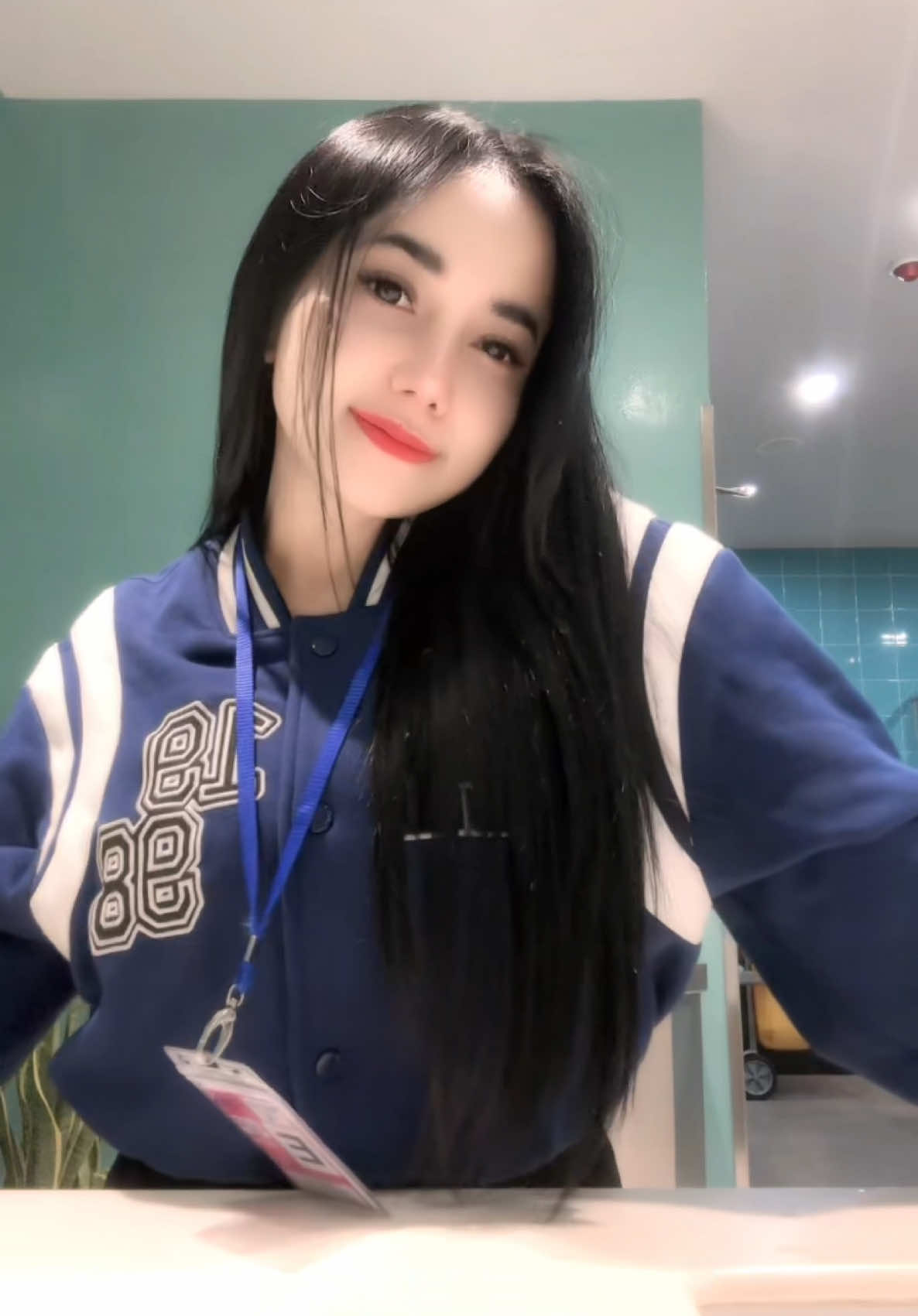 Semangat yah cantik di negara orang..