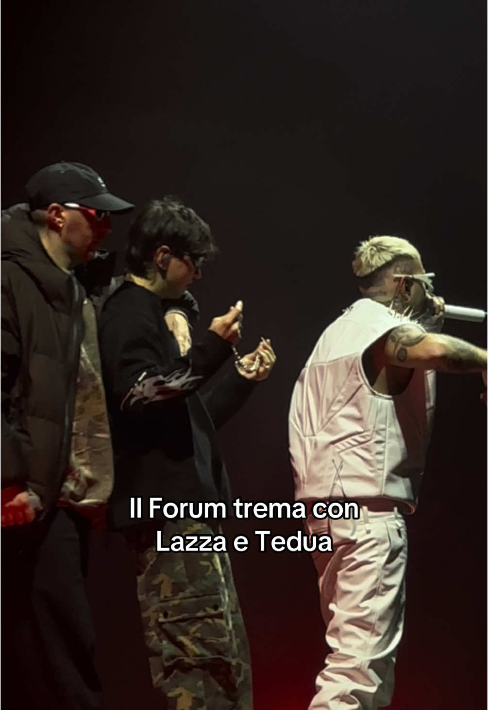 Il Forum trema con @Lazza e @Tedua 🔥 #lazza #tedua #rap #music #perte #fyp 