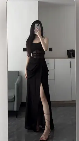 🖤🖤#review #xuhuong #fyp #tiktokshop #muataitiktokshop #goclamdep #outfitideas #thoitrangnu #phoidoxinh 